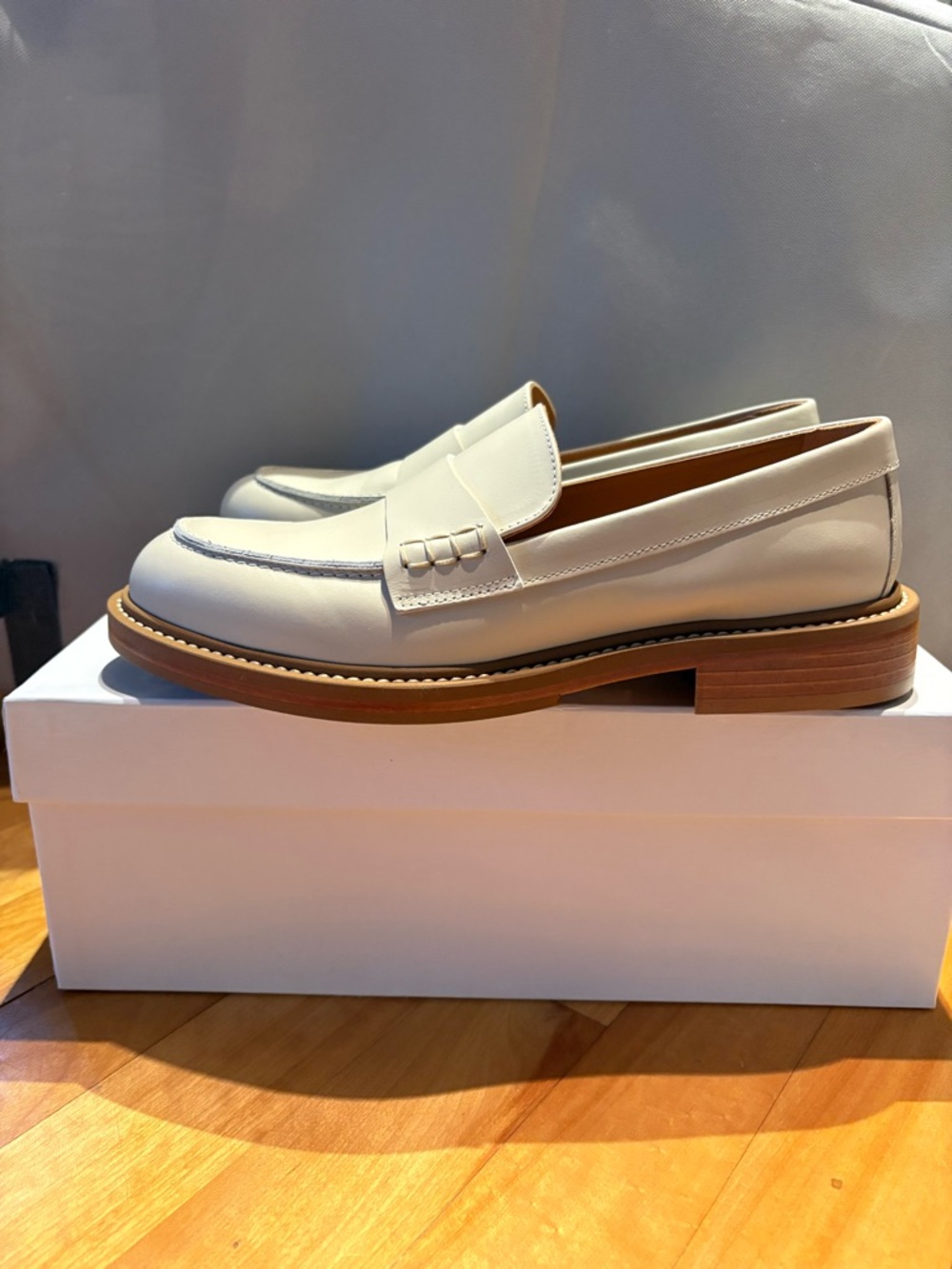 NEW in box LA CANADIENNE bone Leather Rowan Loafers for womens 37 or 7 - Picture 7 of 10